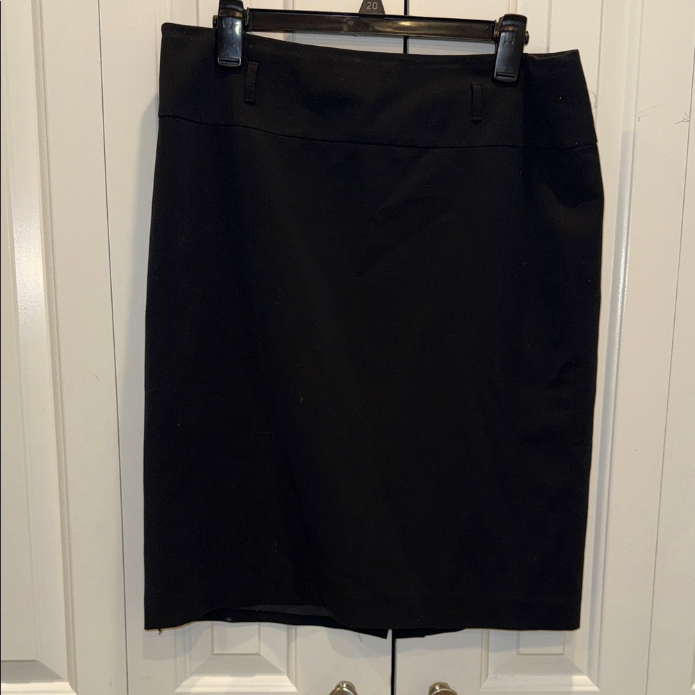 Women's Black Pencil Skirt - Brand Unspecified